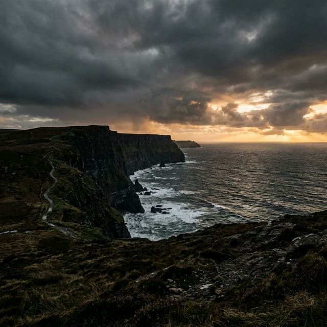 Dark coastal atmosphere behind the EcoWool house heading